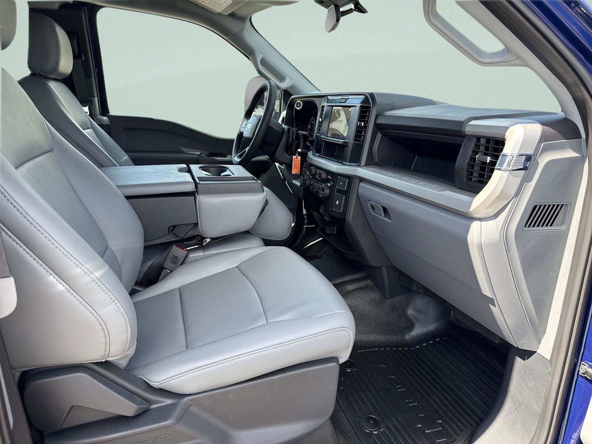 2026 Ford F-350 Super Duty XL - Photo 36