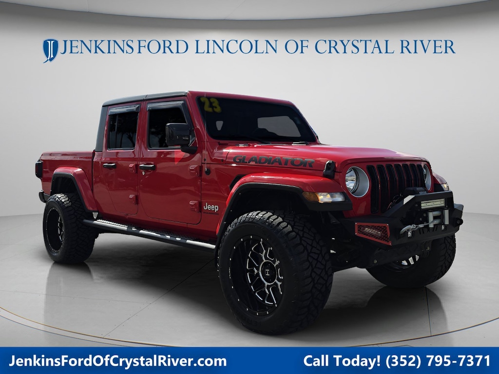 Used 2023 Jeep Gladiator Overland Truck Crew Cab