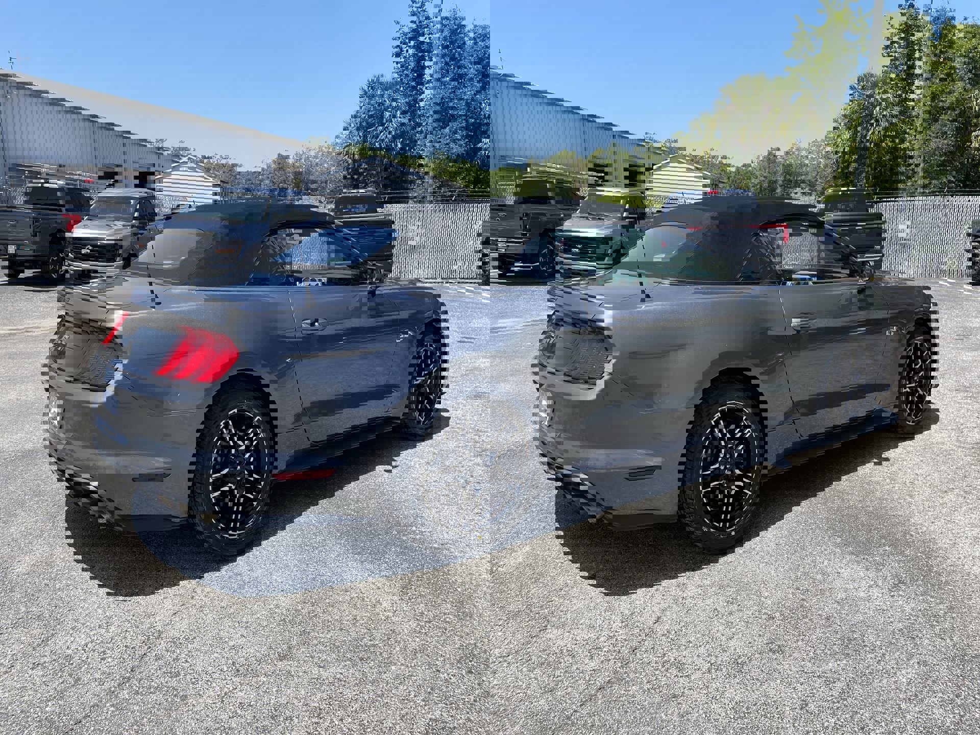 2023 Ford Mustang GT Premium Convertible photo 3