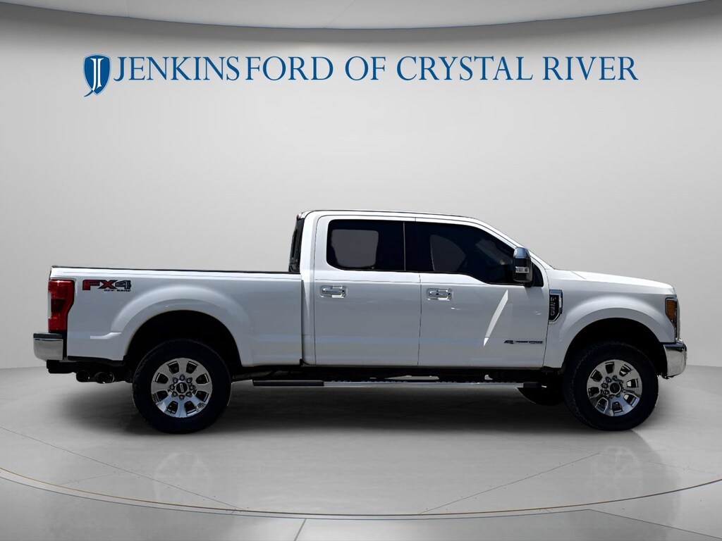 Used 2018 Ford F-250 LARIAT Truck Crew Cab