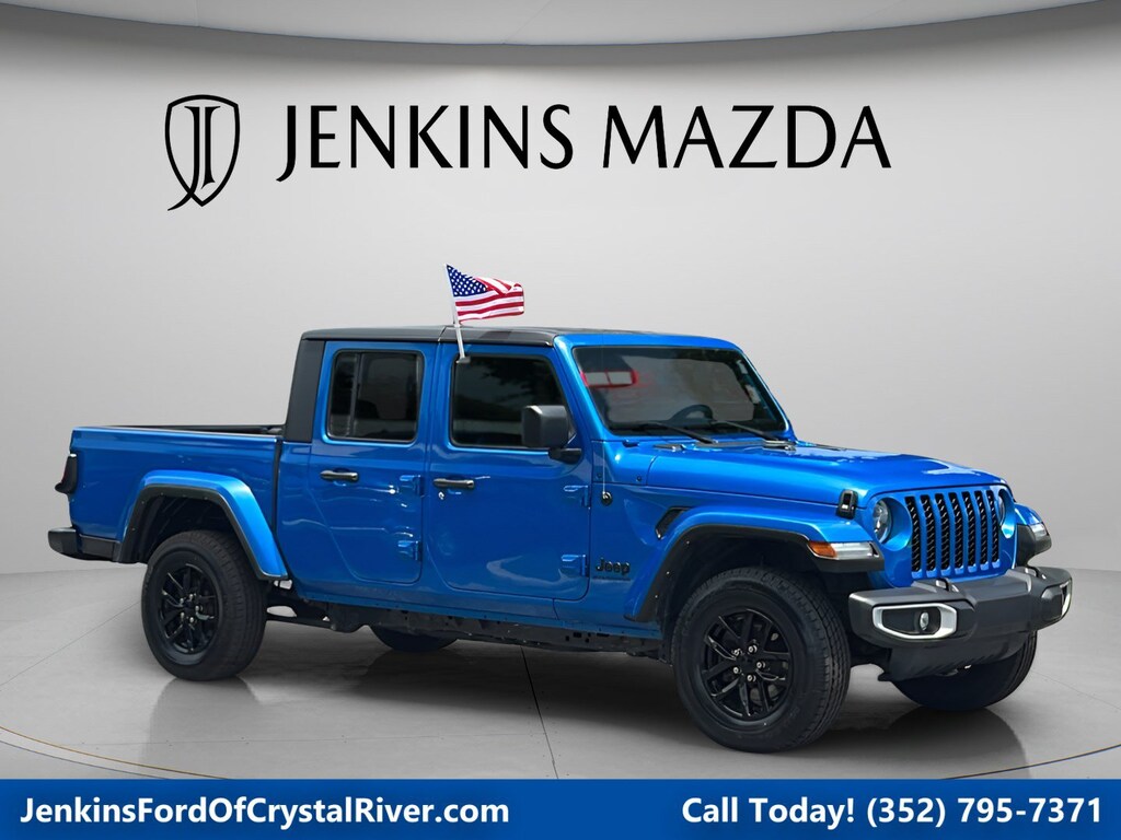 Used 2023 Jeep Gladiator Sport S Truck Crew Cab