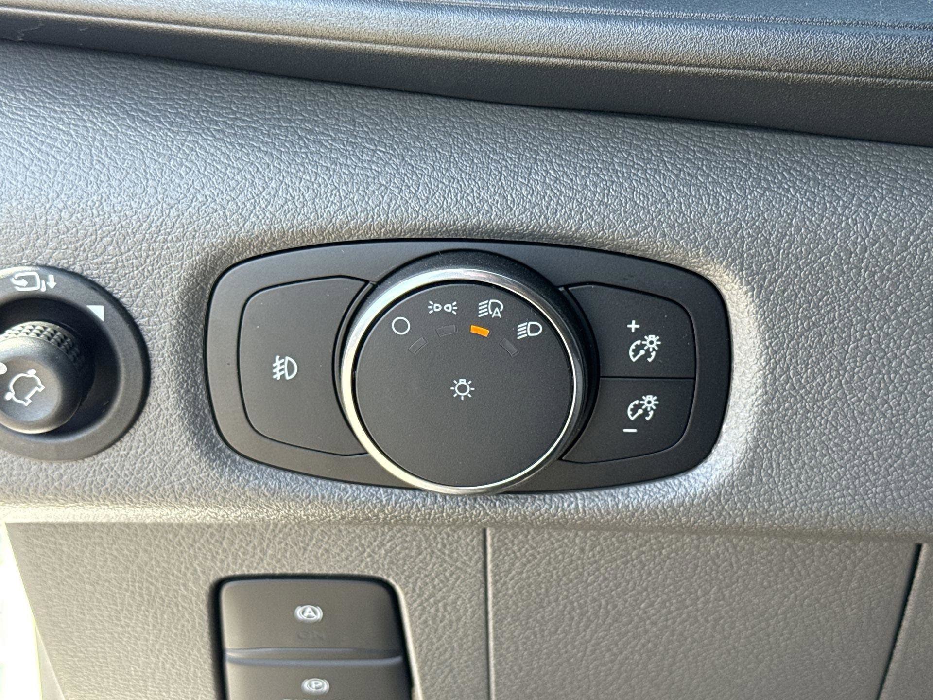 2026 Ford Transit Van Base - Photo 23