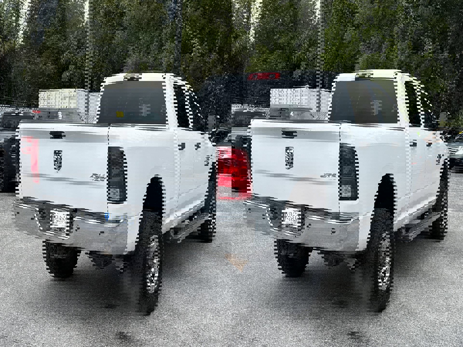 2015 Ram 2500 Tradesman photo 3