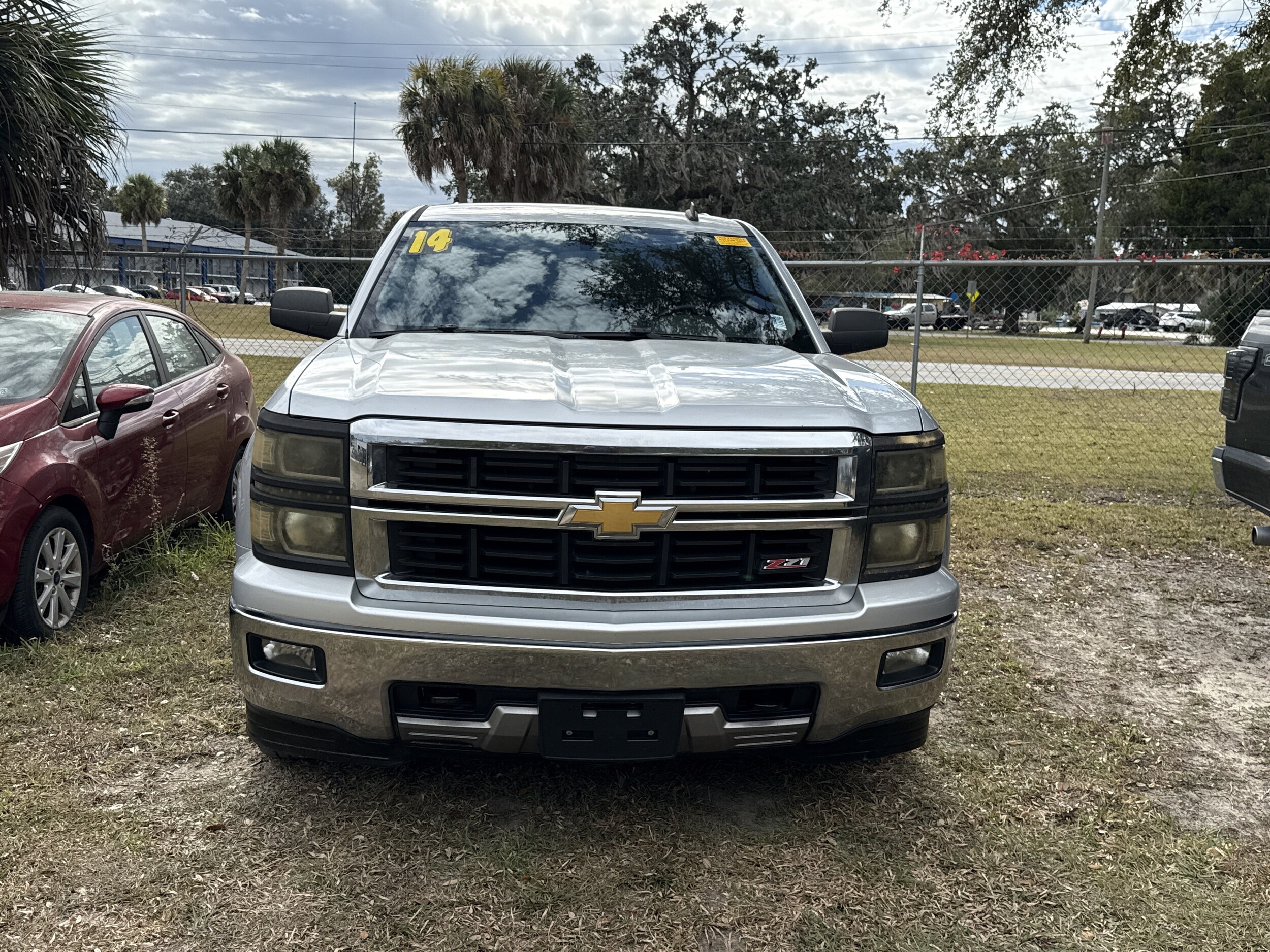 2014 Chevrolet Silverado 1500 LT photo 3