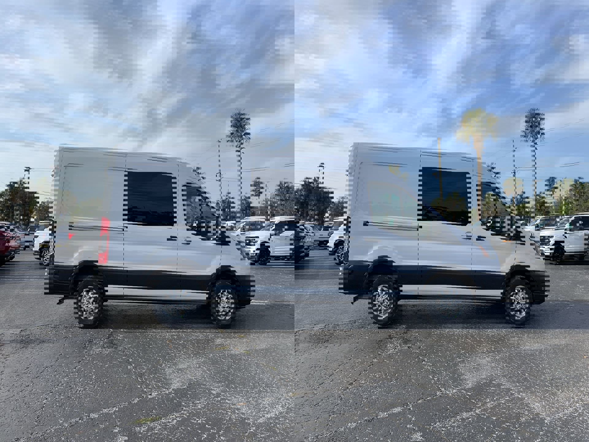 2025 Ford Transit Cargo Van photo 3