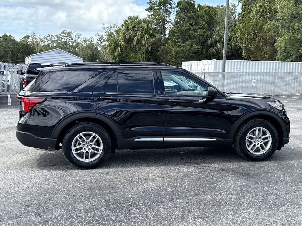 New 2025 Ford Explorer Active SUV