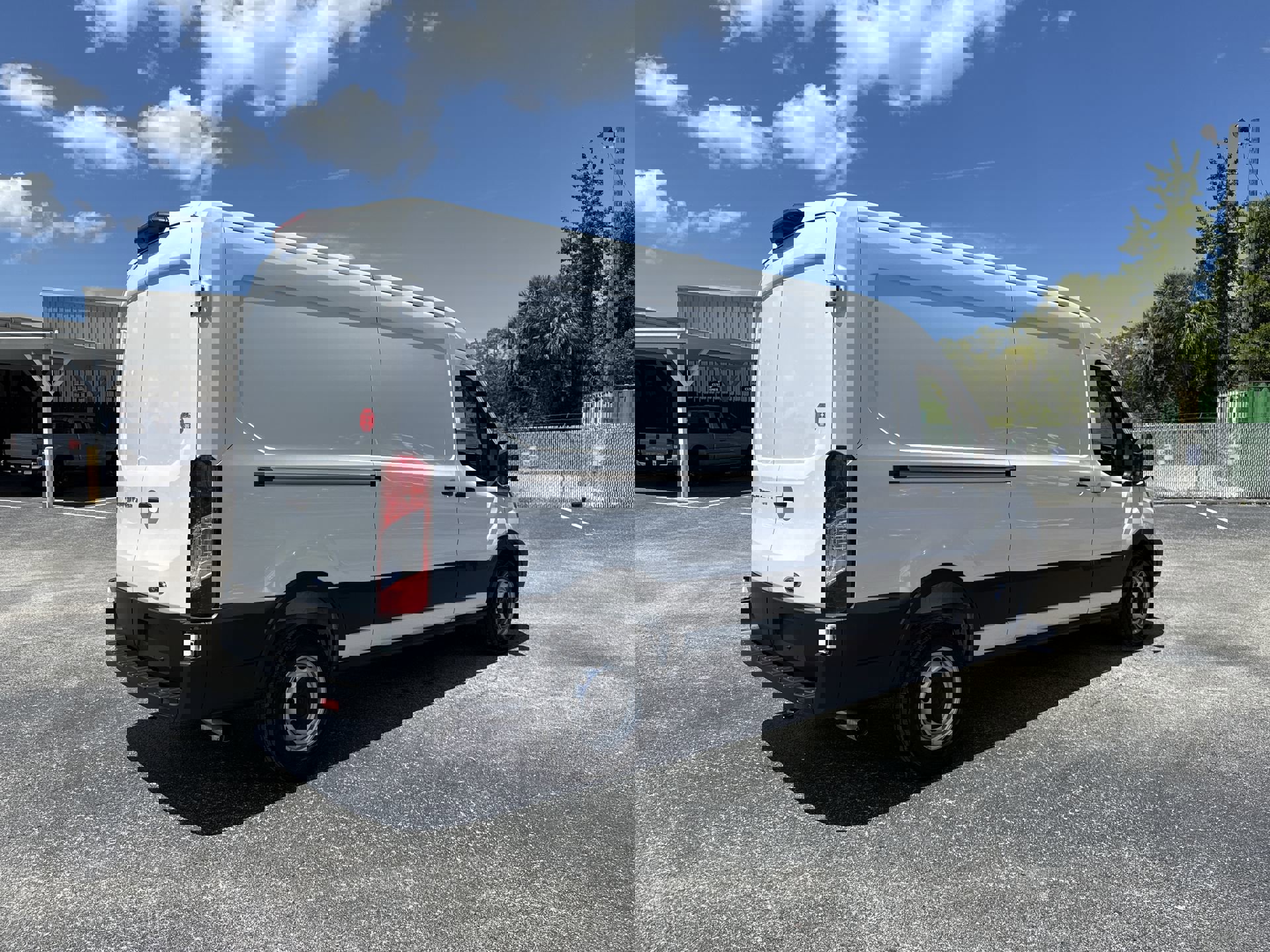 2025 Ford Transit Cargo Van photo 4