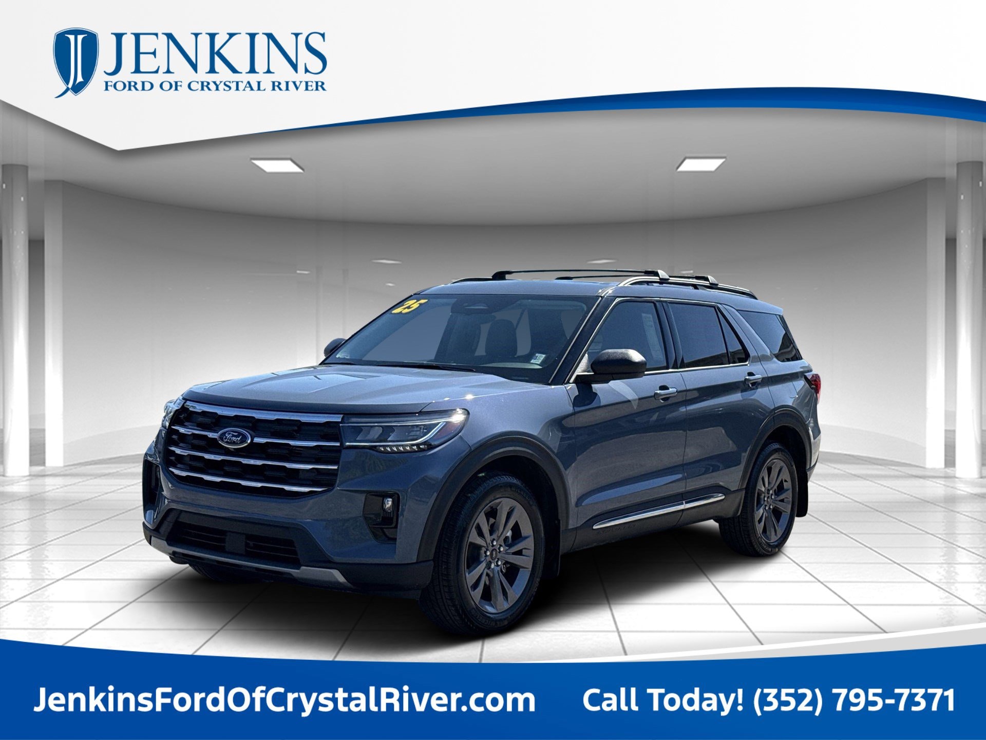 2025 Ford Explorer Active's photo