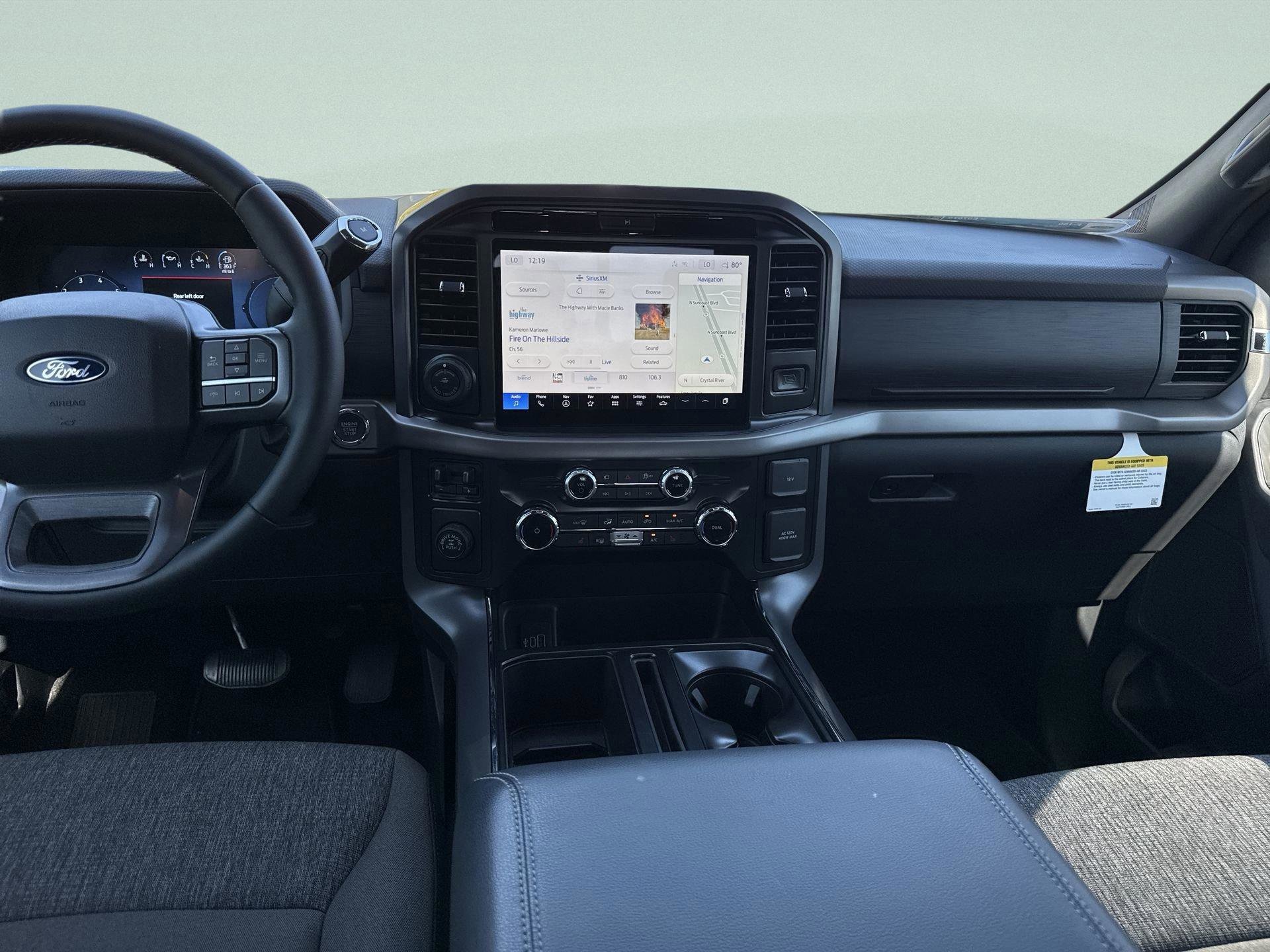 2025 Ford F-150 XLT - Photo 22