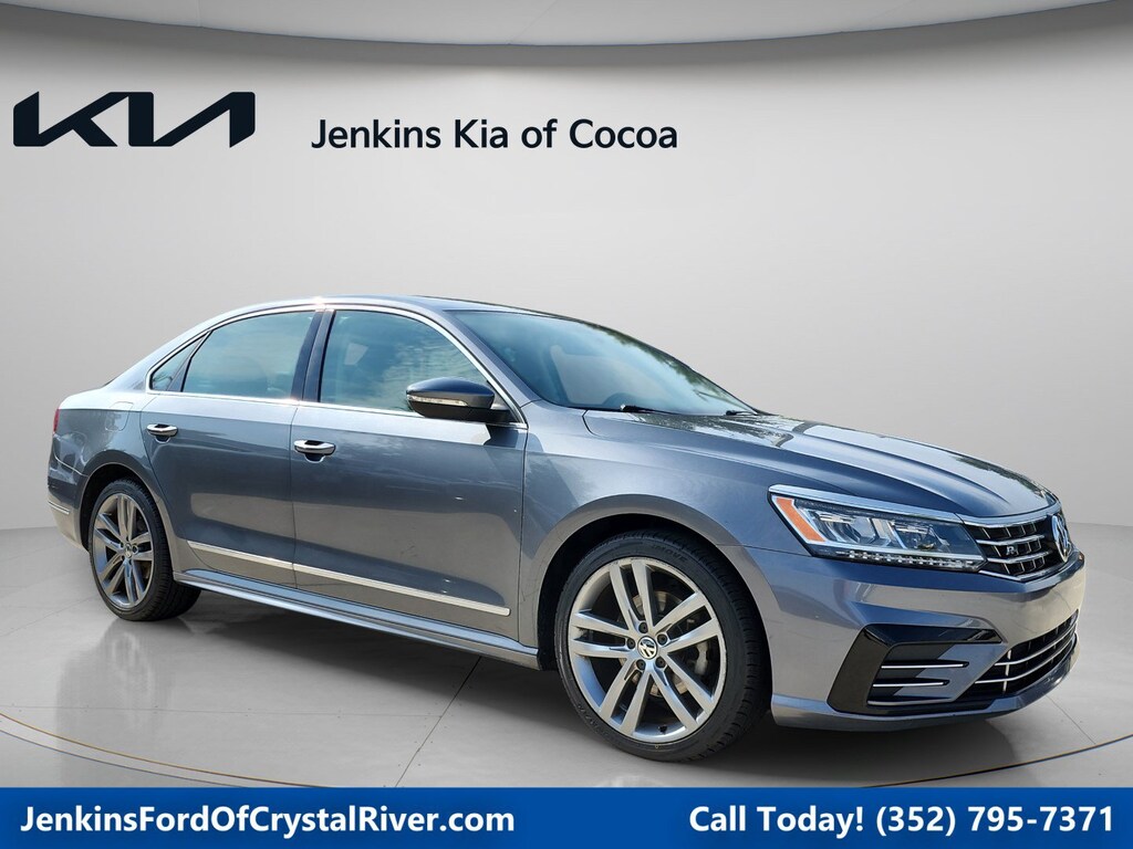 Used 2016 Volkswagen Passat 1.8T R-Line Sedan