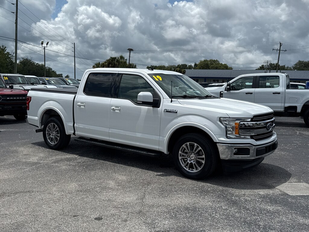 Used 2019 Ford F-150 LARIAT Truck SuperCrew Cab