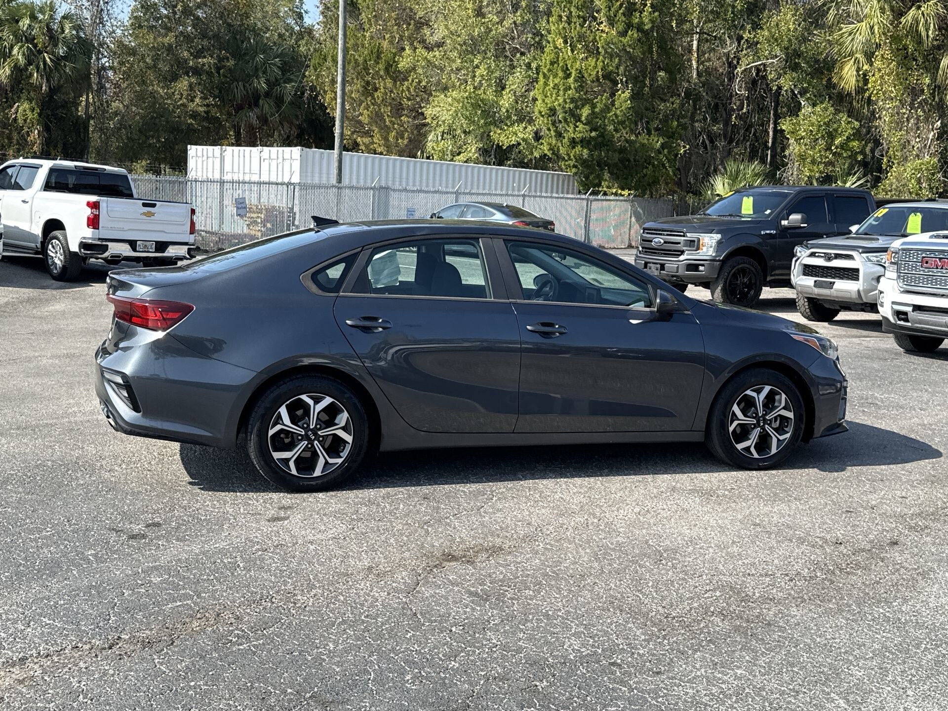 2019 Kia Forte LXS photo 3