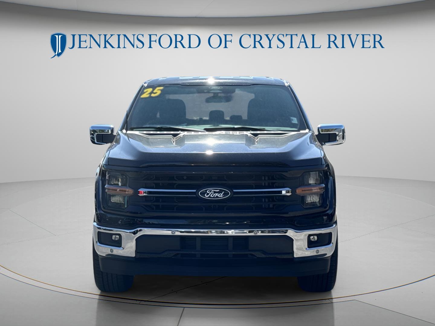 2025 Ford F-150 XLT - Photo 14