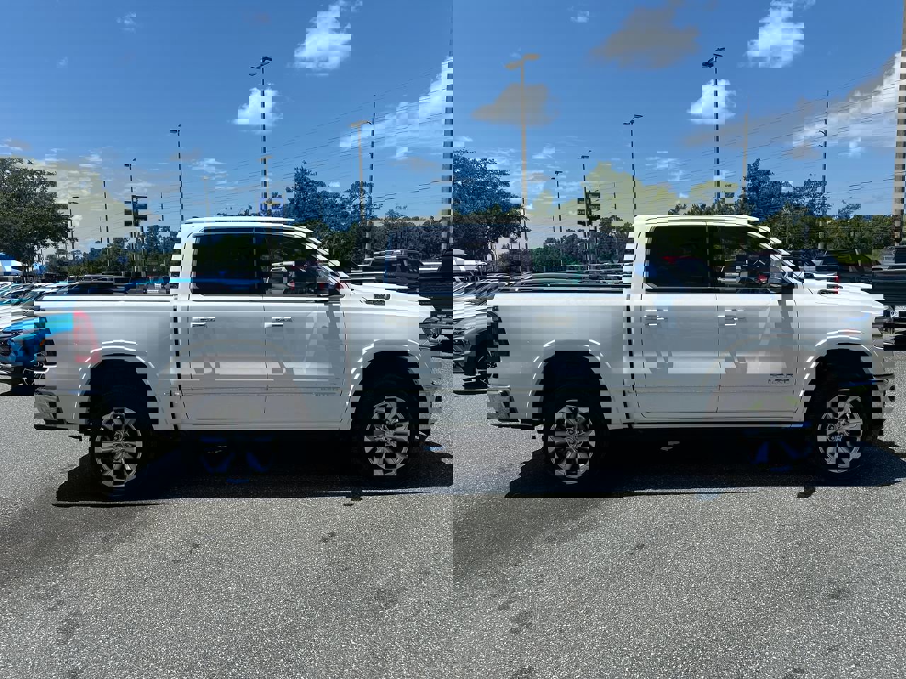 2020 Ram 1500 Limited photo 3
