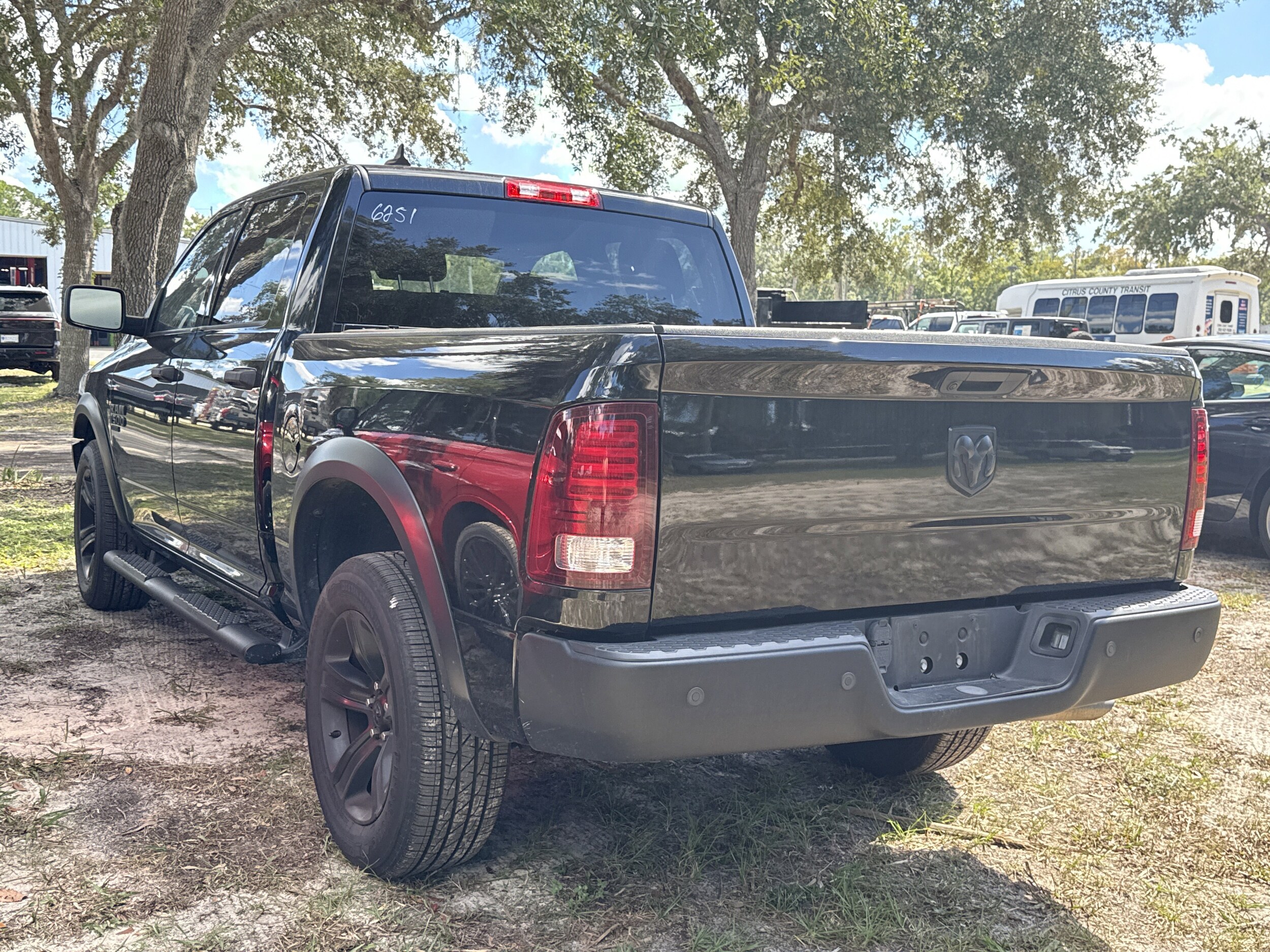 2022 Ram 1500 Classic Warlock photo 3