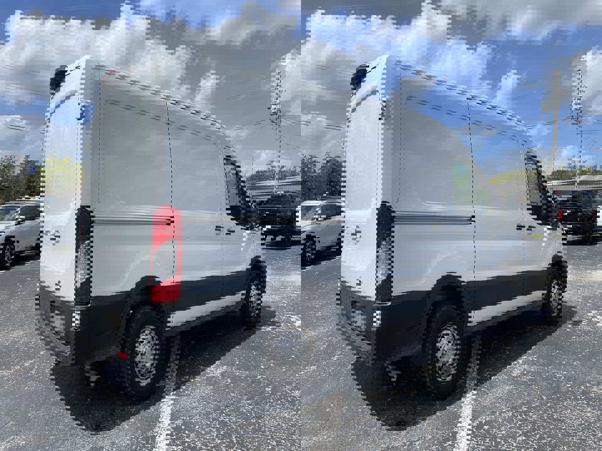 2023 Ford Transit photo 4