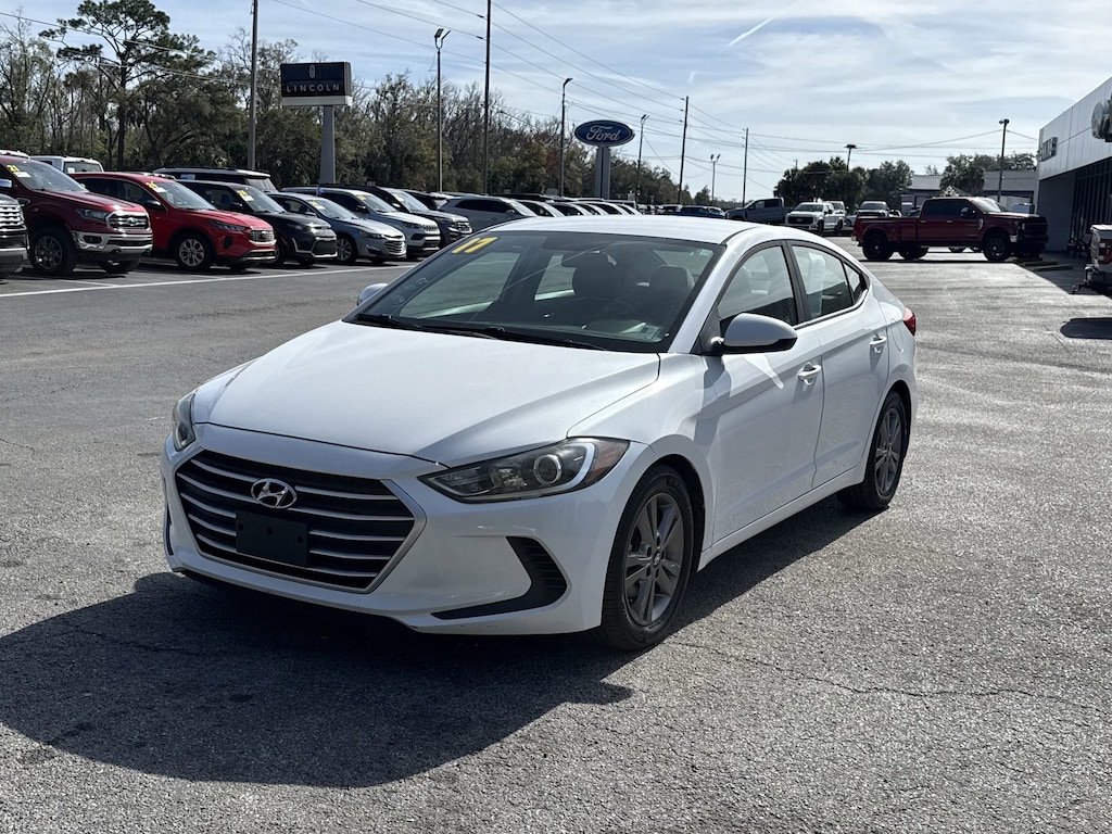 Used 2017 Hyundai Elantra SE Sedan