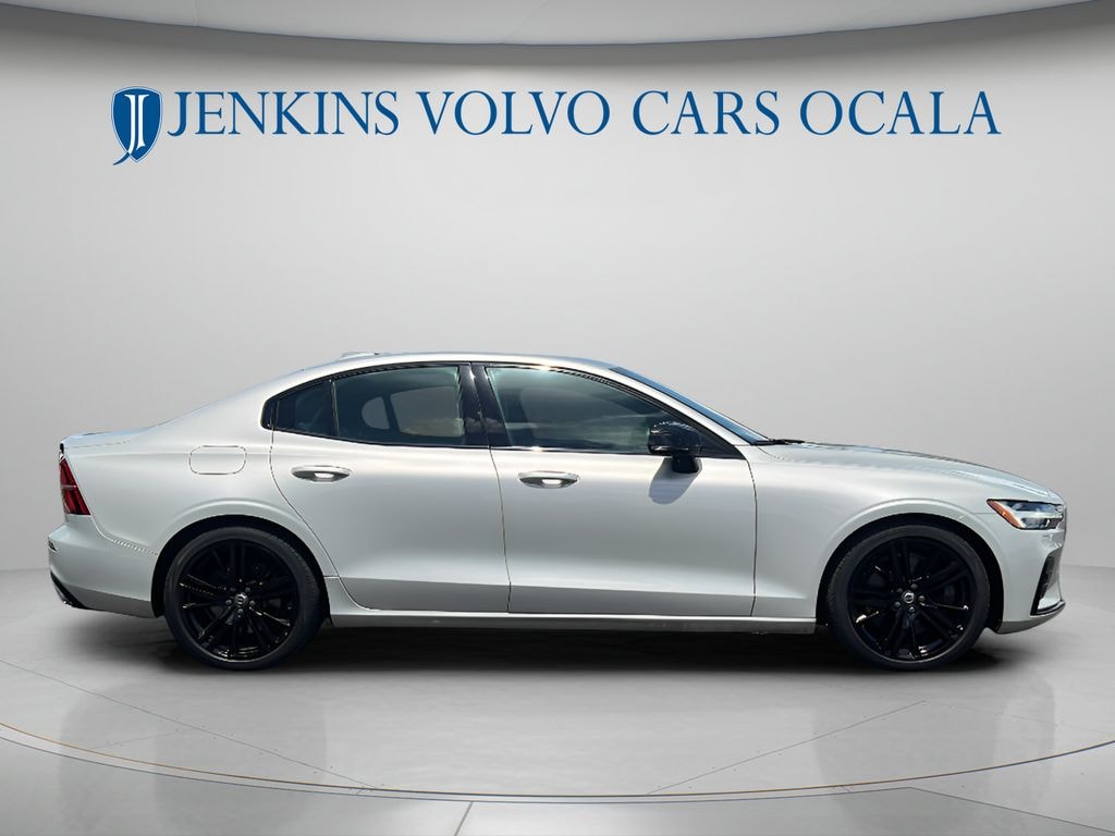 Used 2020 Volvo S60 T6 R-Design Sedan