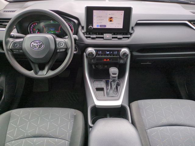 2023 Toyota RAV4 XLE - Photo 11
