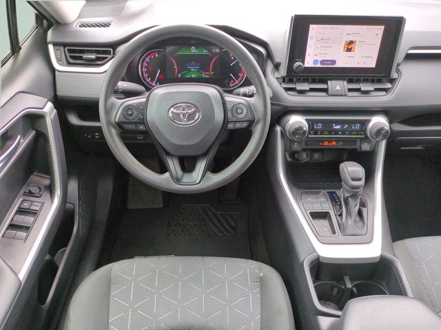 2023 Toyota RAV4 XLE - Photo 12