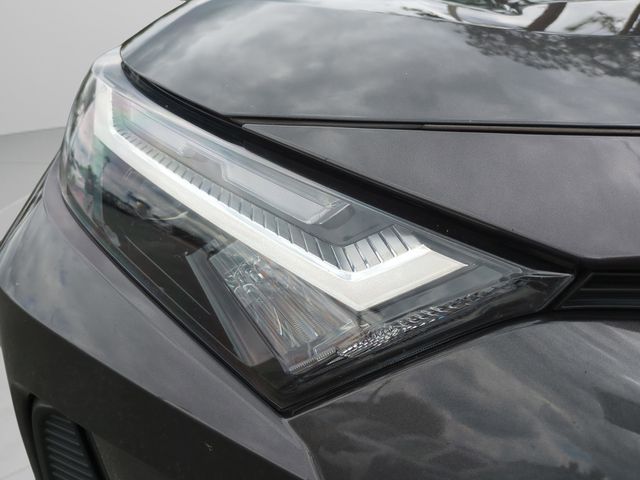 2023 Toyota RAV4 XLE - Photo 24