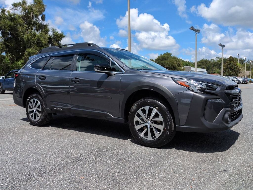 Used 2025 Subaru Outback Premium SUV