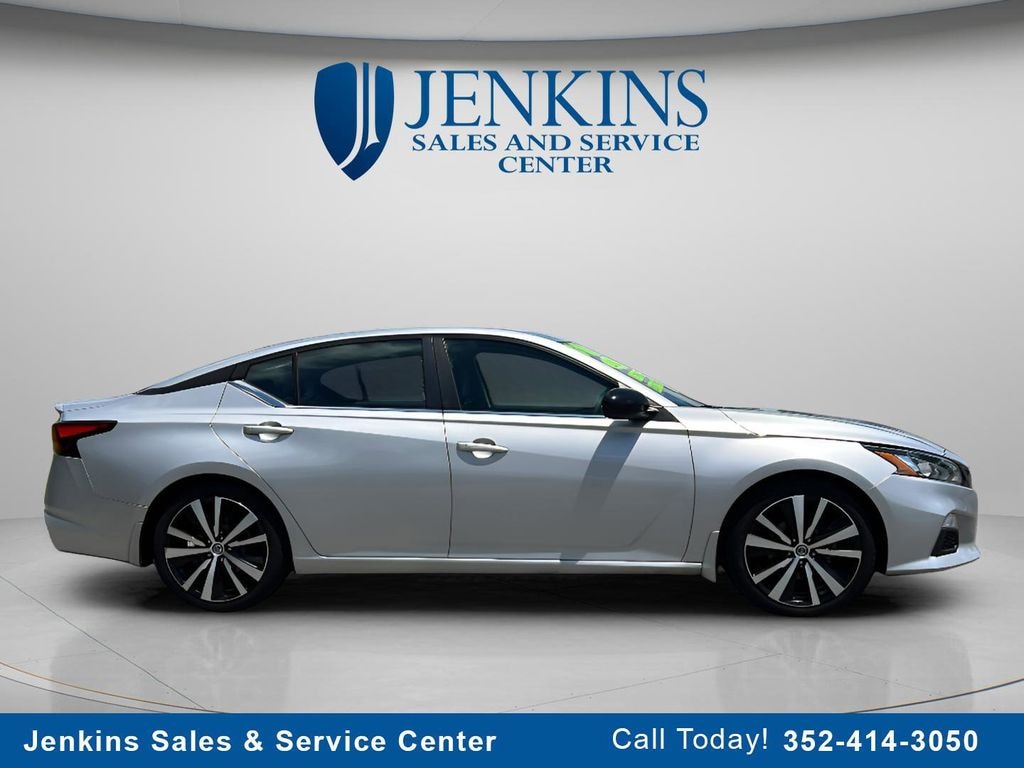 Used 2020 Nissan Altima 2.5 SR Sedan
