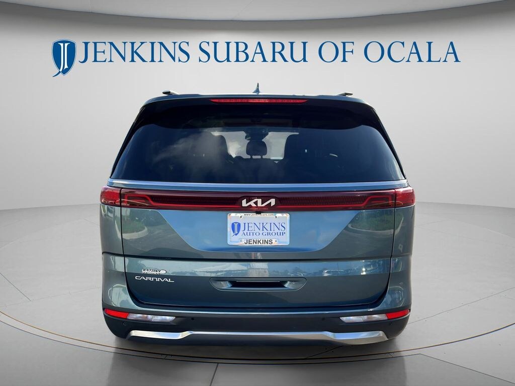 Used 2023 Kia Carnival SX Prestige Minivan/Van