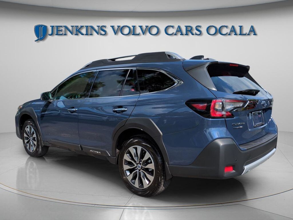 Used 2025 Subaru Outback Touring SUV