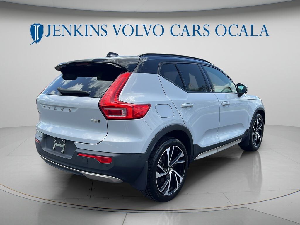 Used 2022 Volvo XC40 R-Design SUV