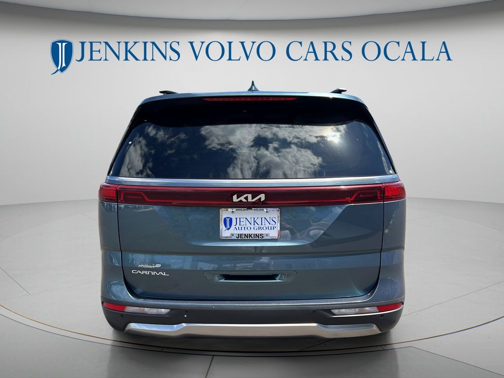 Used 2023 Kia Carnival SX Prestige Minivan/Van