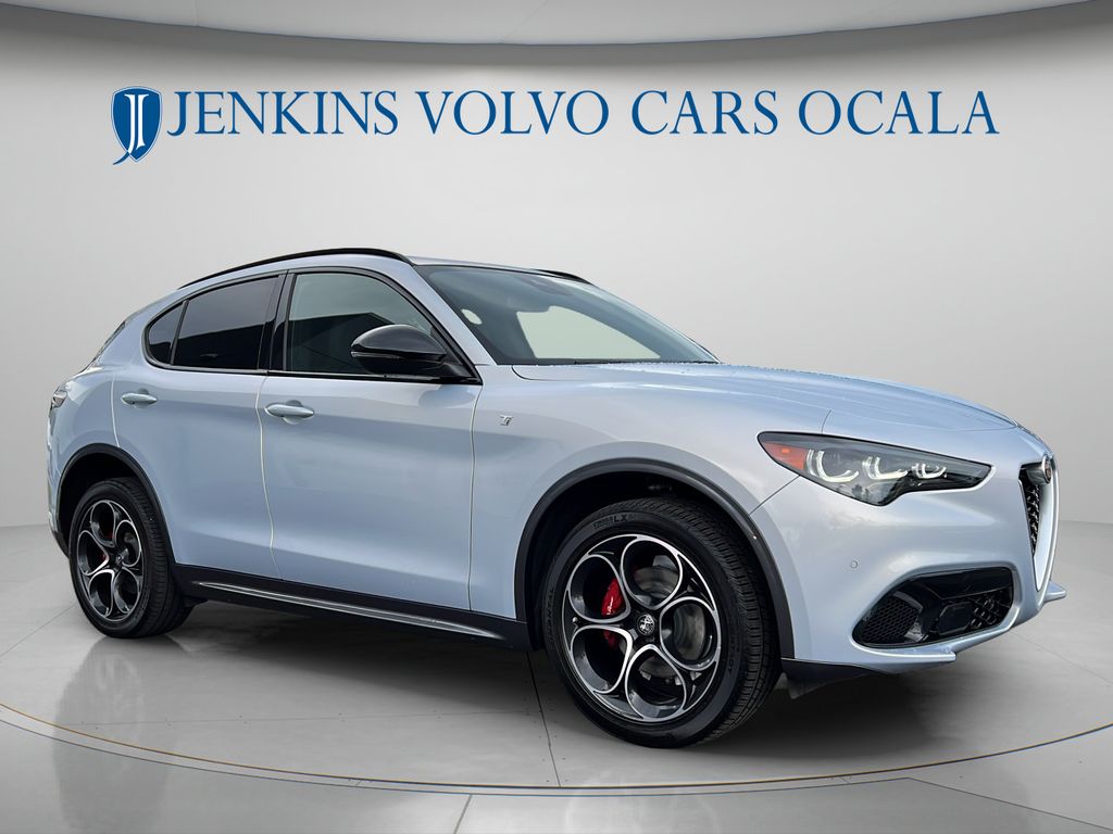 2024 Alfa Romeo Stelvio