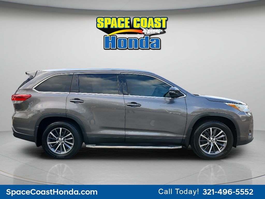 Used 2019 Toyota Highlander XLE SUV