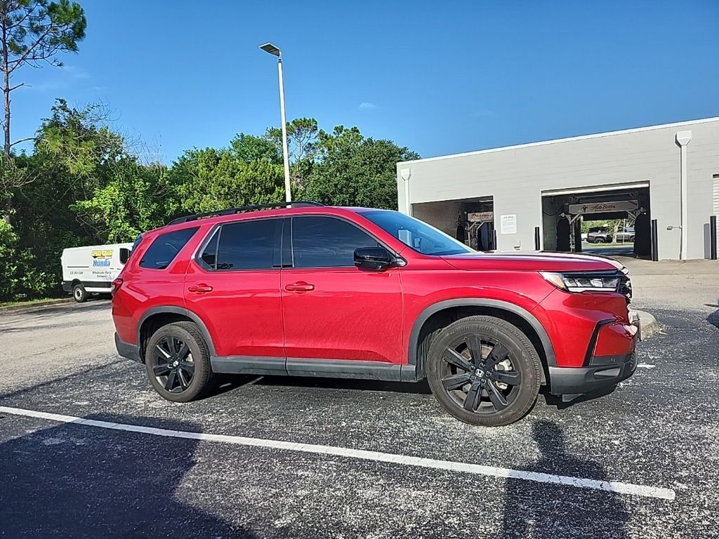 Certified 2025 Honda Pilot Black Edition SUV