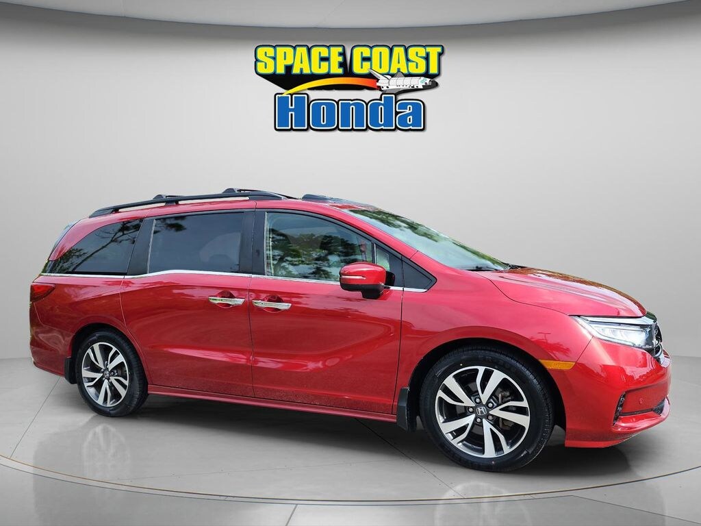 Certified 2023 Honda Odyssey Touring Minivan/Van