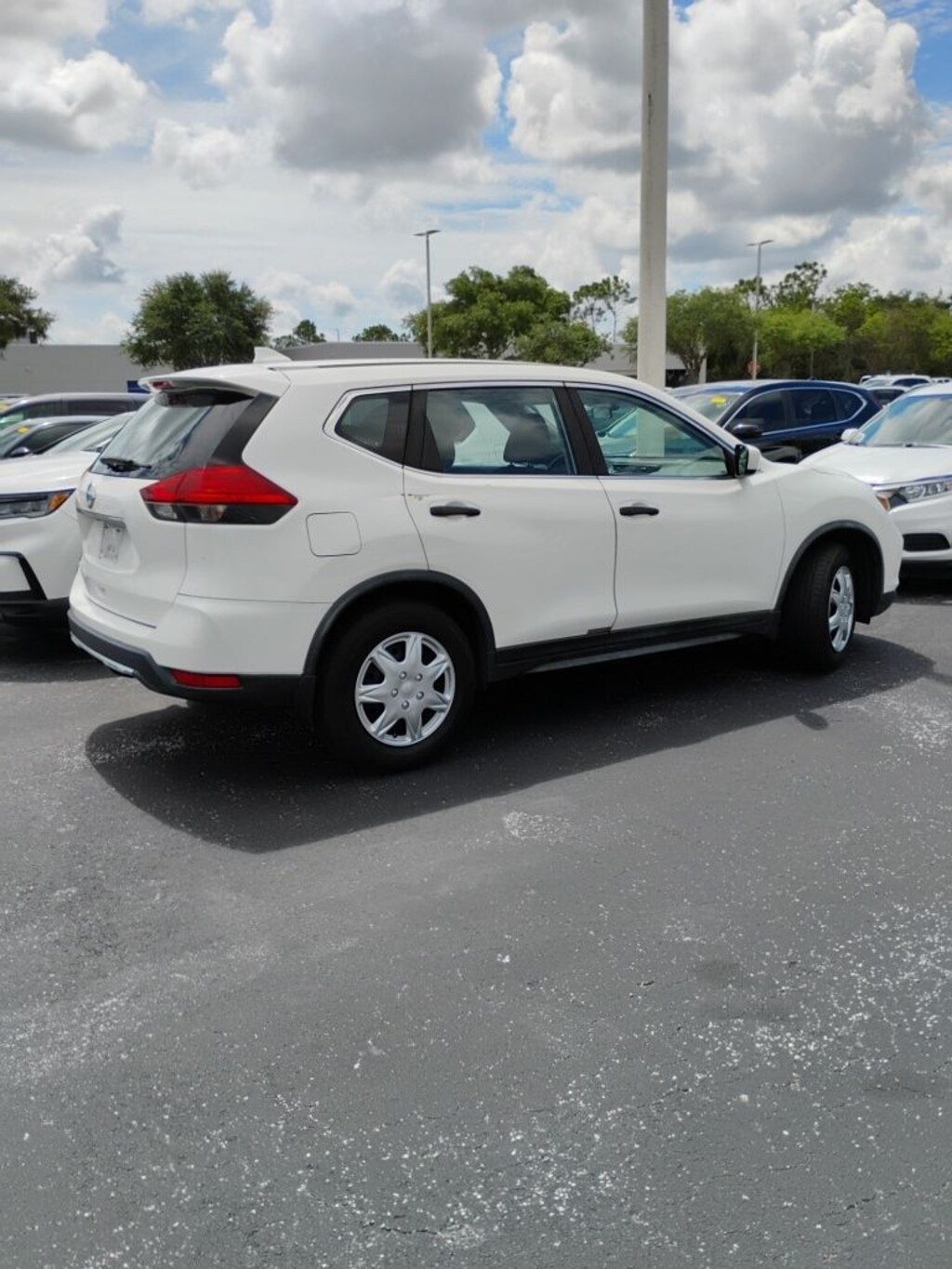 Used 2017 Nissan Rogue S SUV
