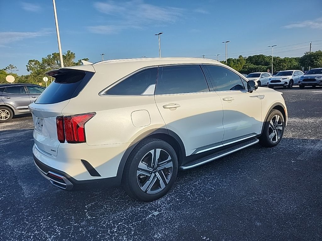 Used 2023 Kia Sorento Plug-In Hybrid SX Prestige SUV