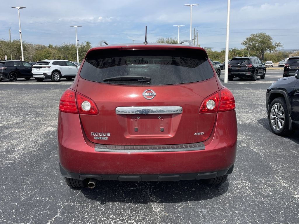 Used 2015 Nissan Rogue Select S SUV