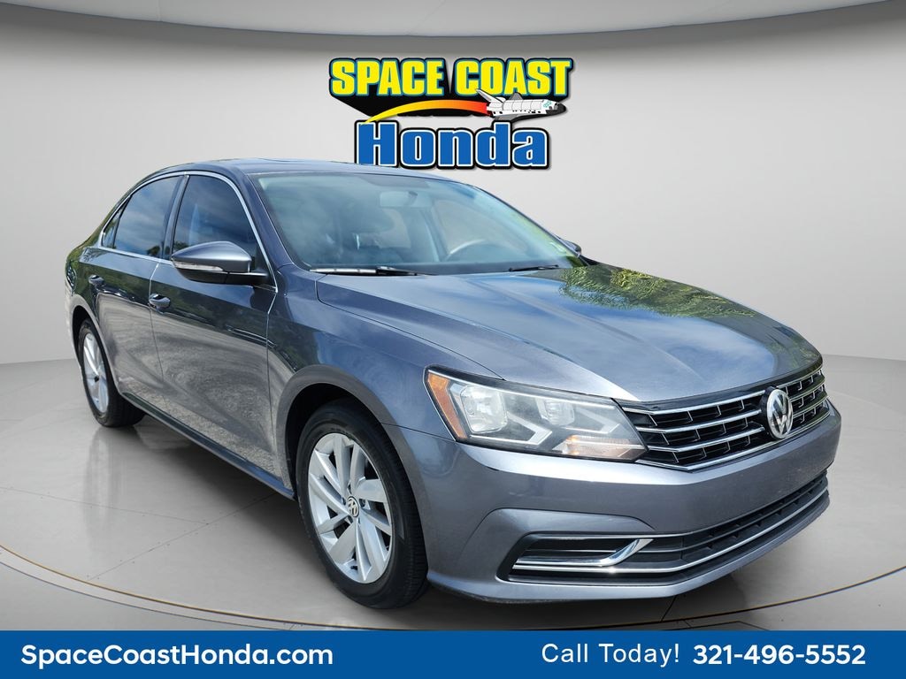 Used 2018 Volkswagen Passat 2.0T SE Sedan