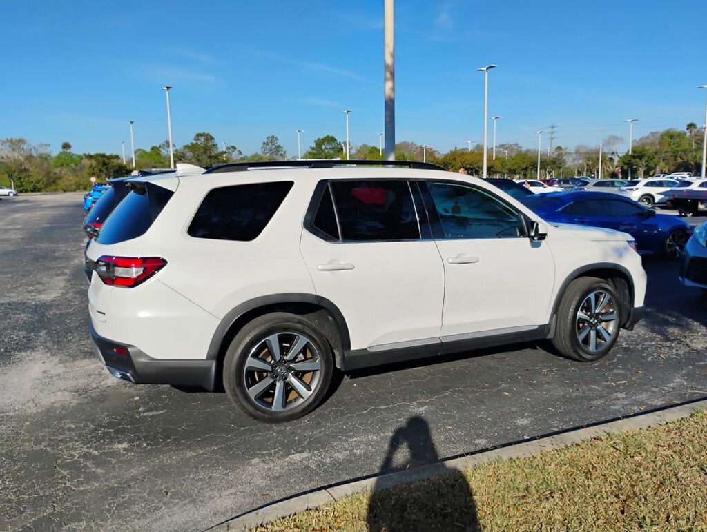 Used 2023 Honda Pilot Touring SUV