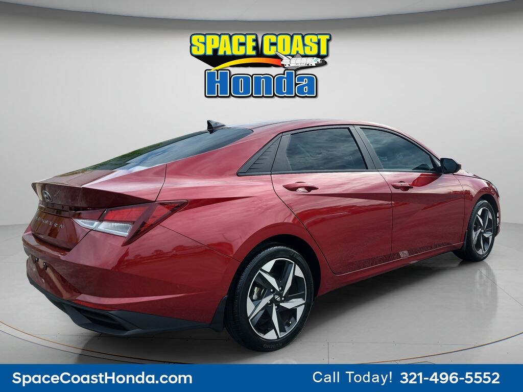 Used 2023 Hyundai Elantra SEL Sedan