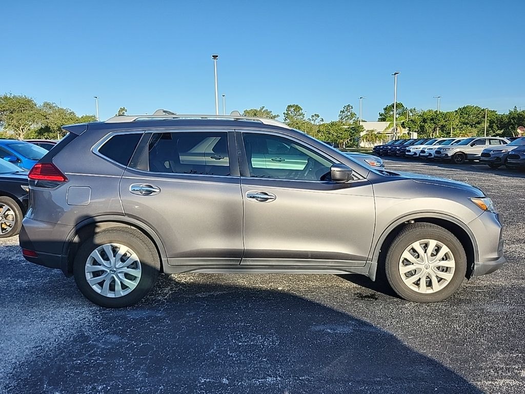 Used 2017 Nissan Rogue S SUV
