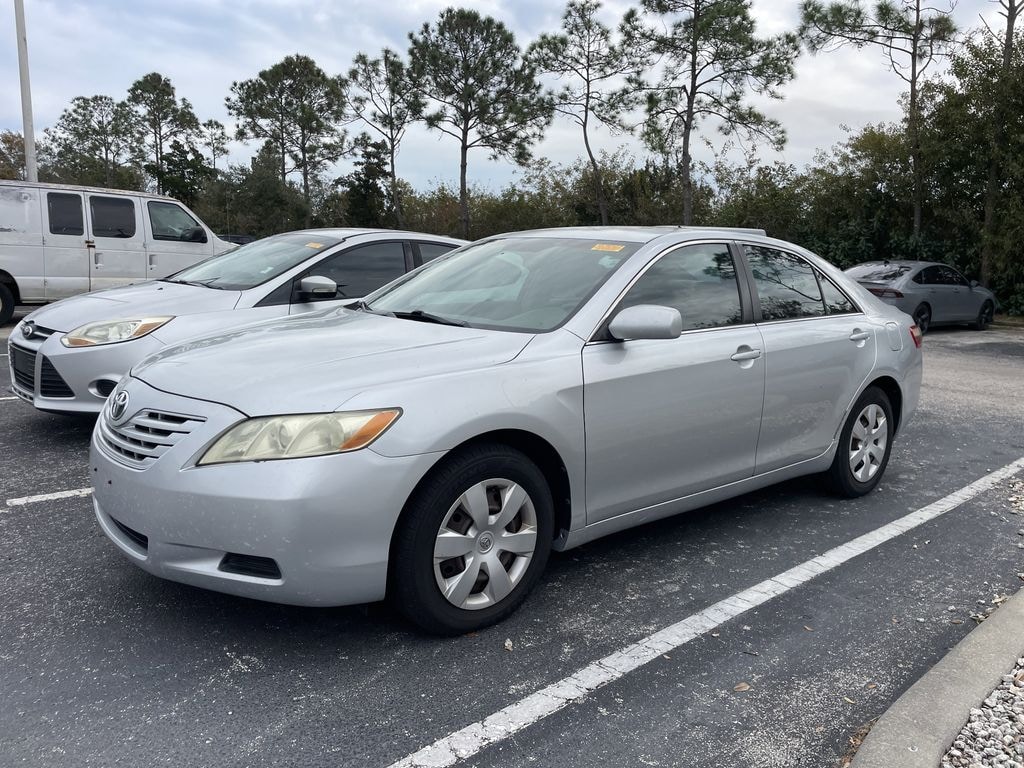 Used 2007 Toyota Camry LE Sedan