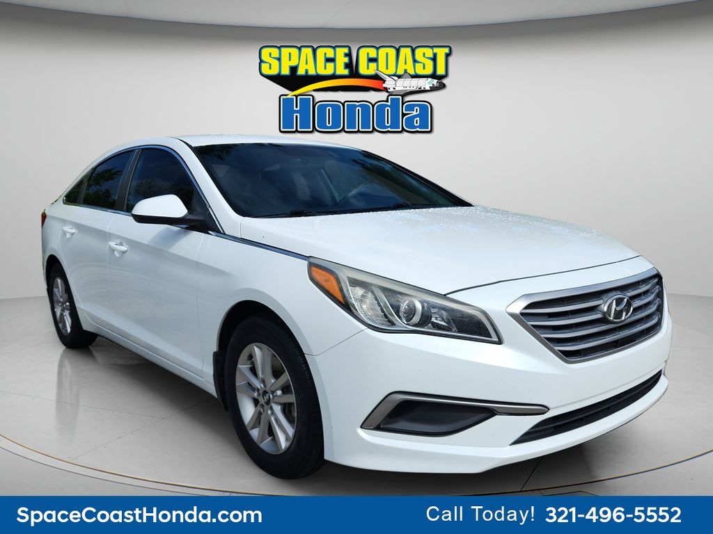 Used 2016 Hyundai Sonata SE Sedan