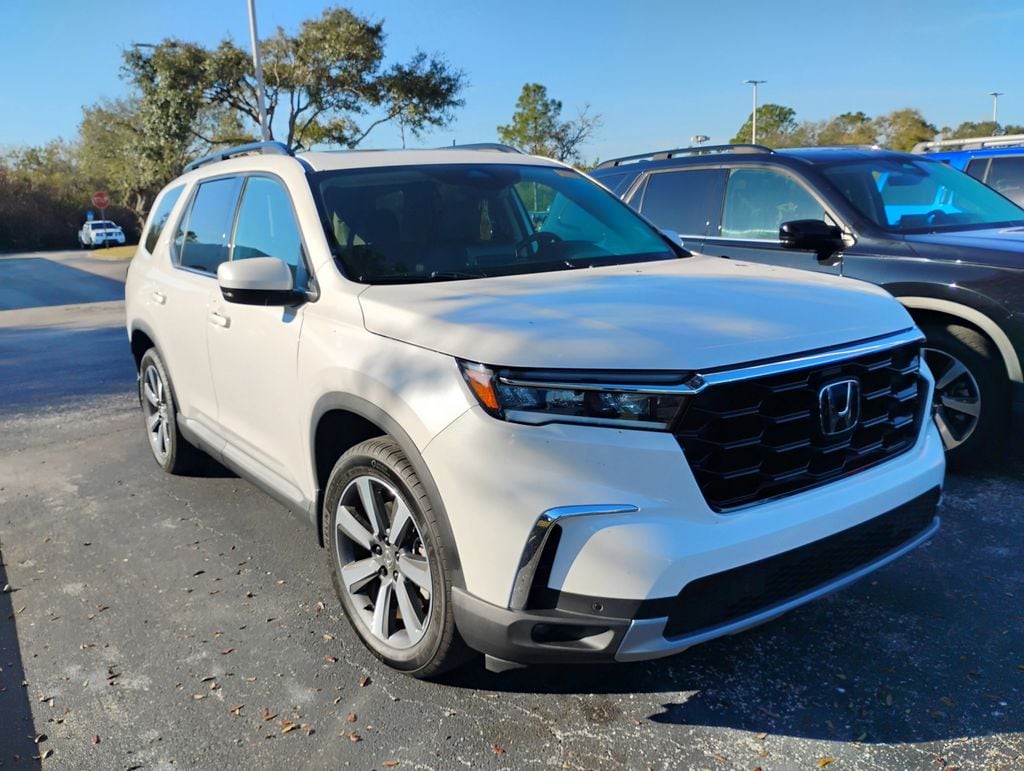 Used 2023 Honda Pilot Touring SUV