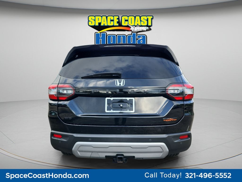 Used 2024 Honda Pilot TrailSport SUV