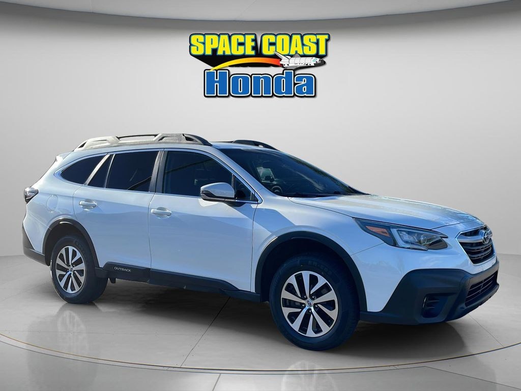 Used 2022 Subaru Outback Premium SUV