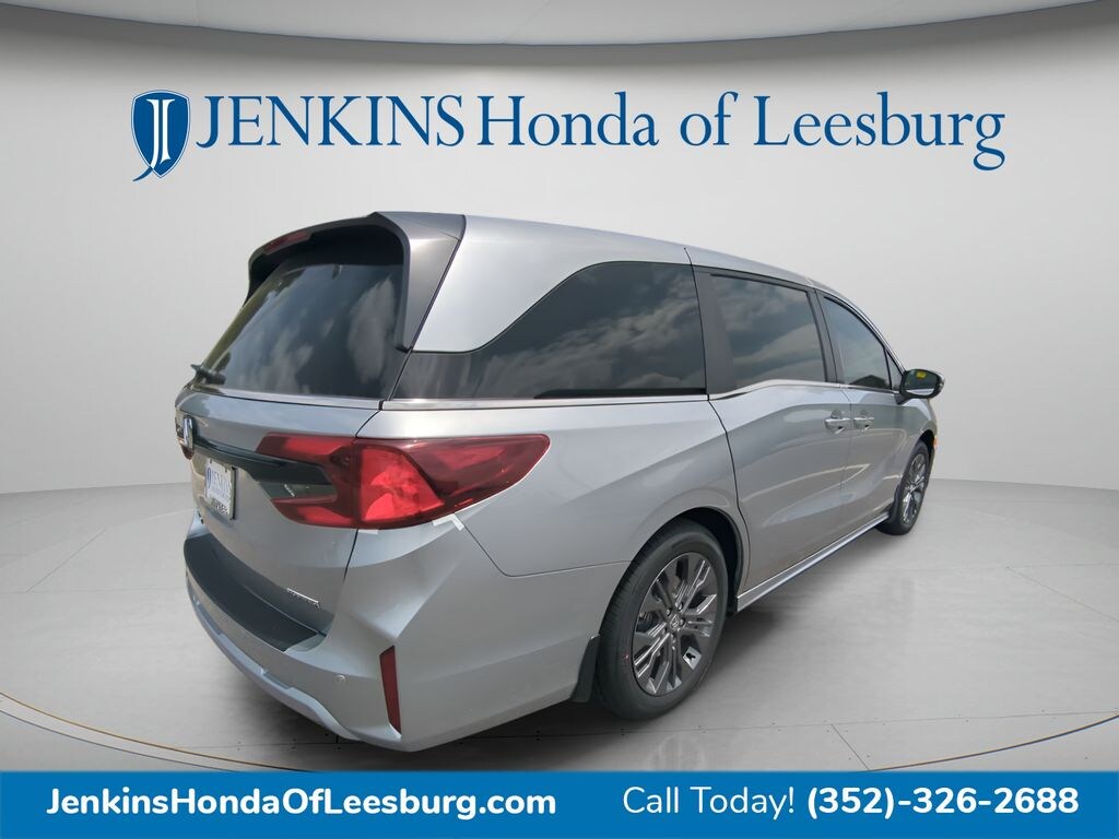 New 2026 Honda Odyssey Touring Minivan/Van