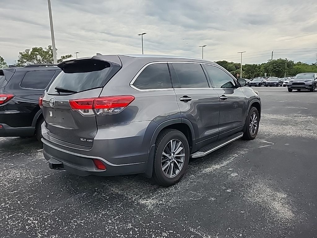 Used 2019 Toyota Highlander XLE SUV