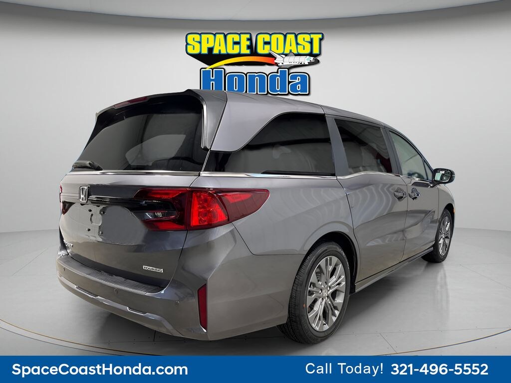 New 2026 Honda Odyssey Touring Minivan/Van